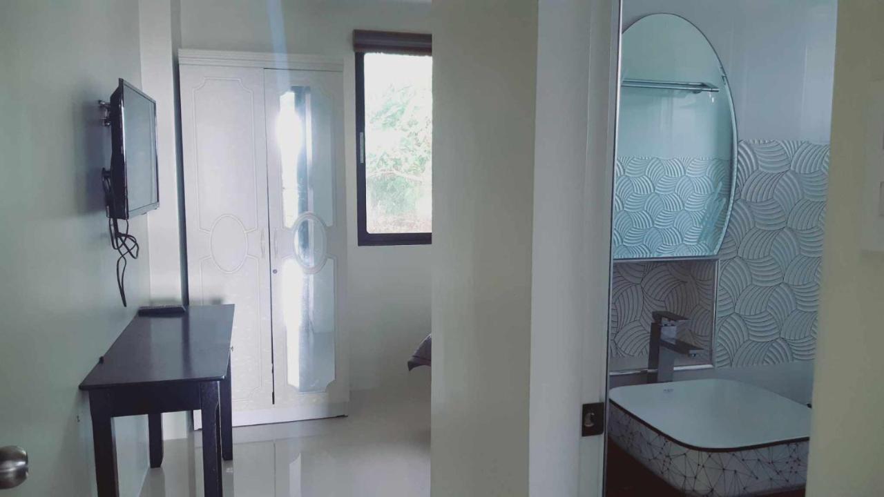 Avana Hills Boracay Prime Premiere *